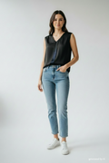 Haut IKKS Woman noir - vue de face sur mannequin