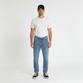 Jean Levi's 502 bleu - vue de face sur mannequin