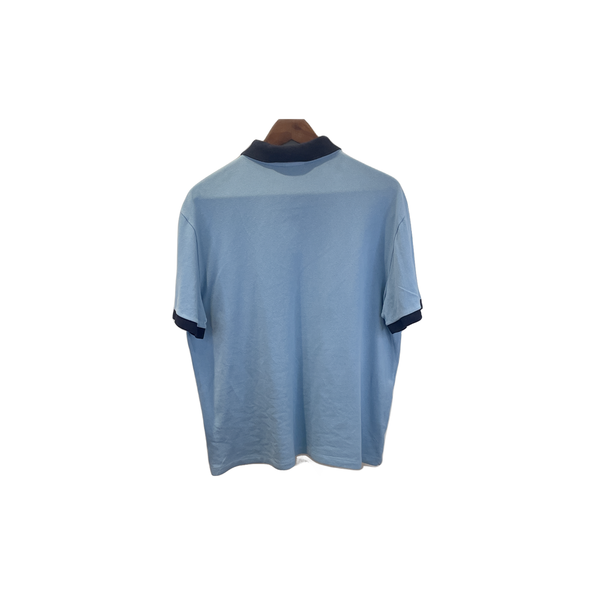 Polo Lacoste bleu ciel - vue de dos