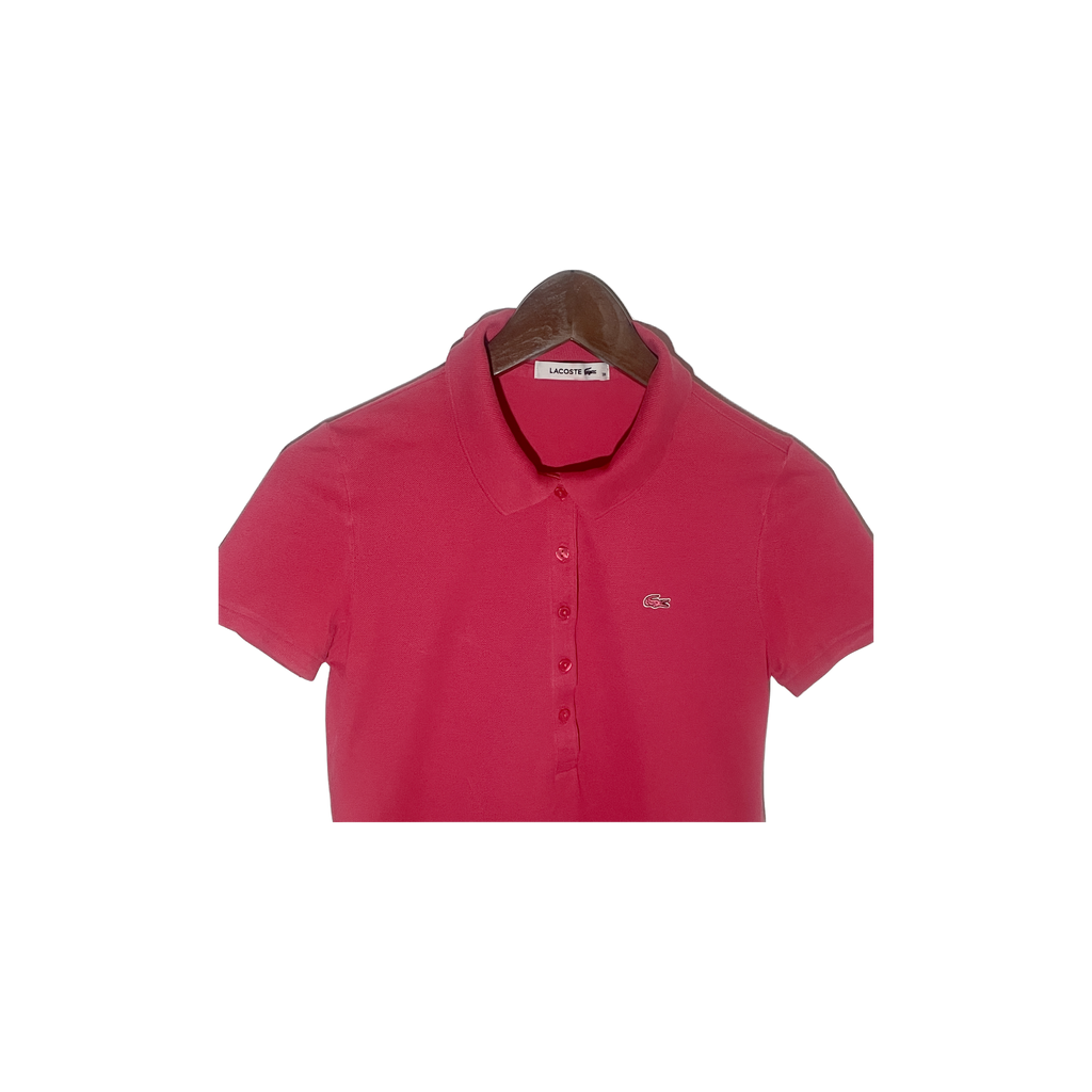 Polo Lacoste femme rose foncé vintage – détail logo brodé – taille M