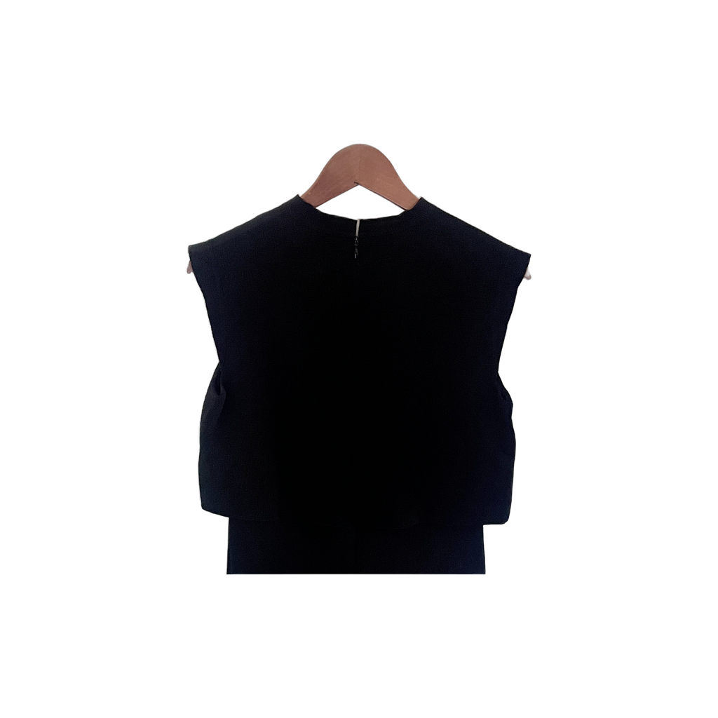 Robe Sandro femme T2 détail dos — noire sans manches coupe fluide haut ample emmanchures dégagées — seconde main élégante — Epok Label